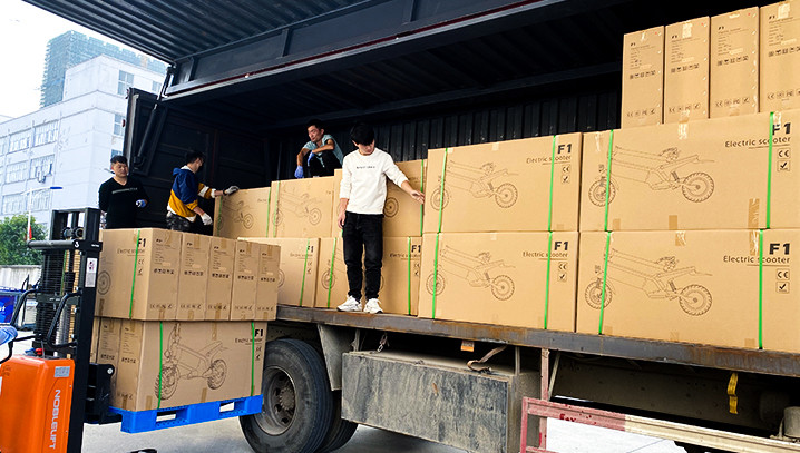 PXID electric scooter delivery